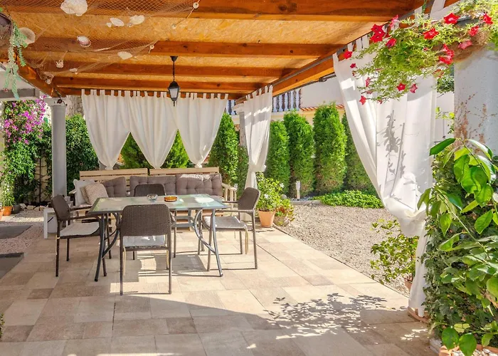 1 Bedroom In Appartement *