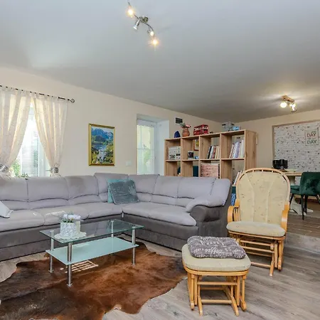 1 Bedroom In * Zaton (Zadar)